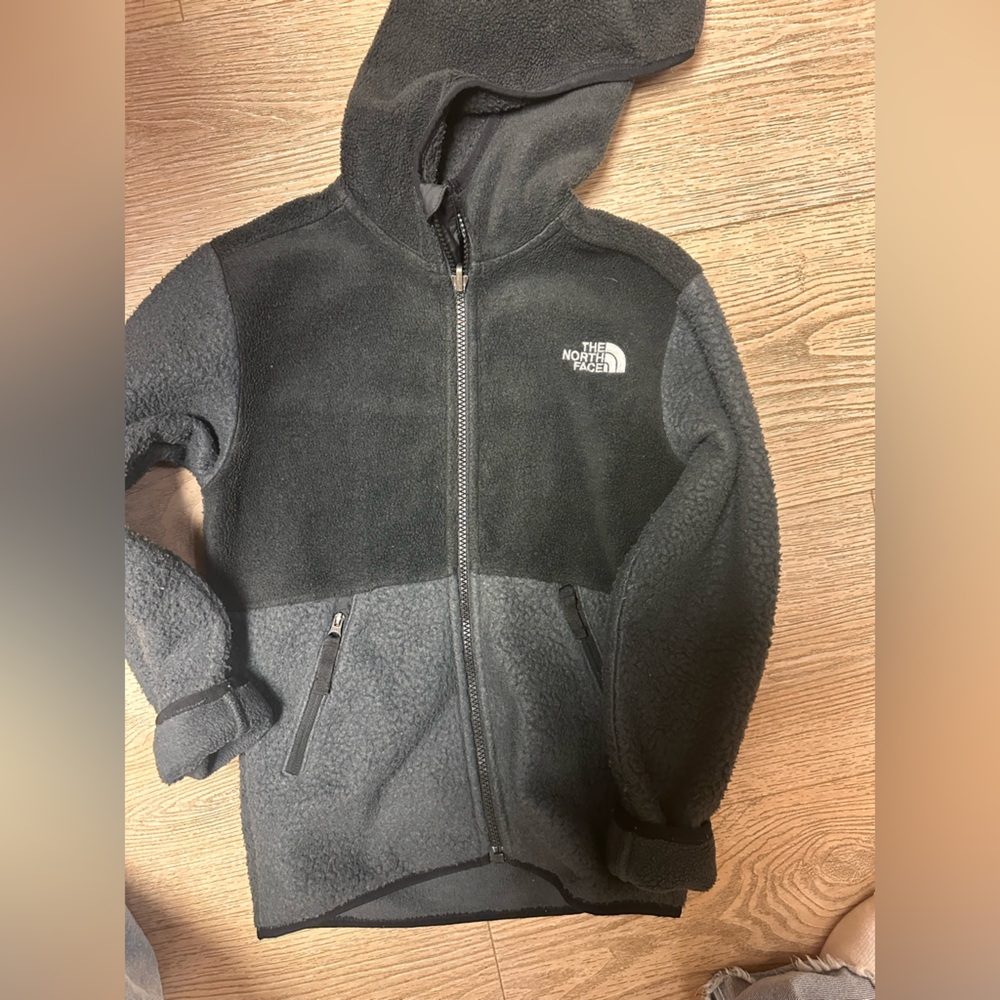 The North Face Black Fleece Jacket boys
